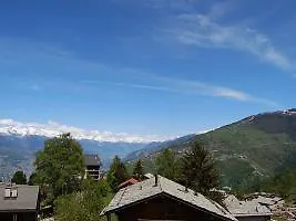 Ξενοδοχείο Mont Rouge 3*