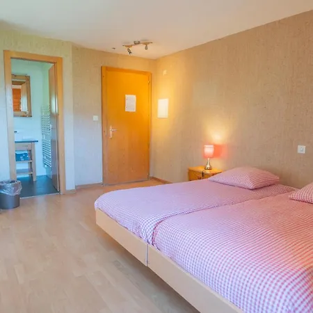 Hotel Mont Rouge 3*